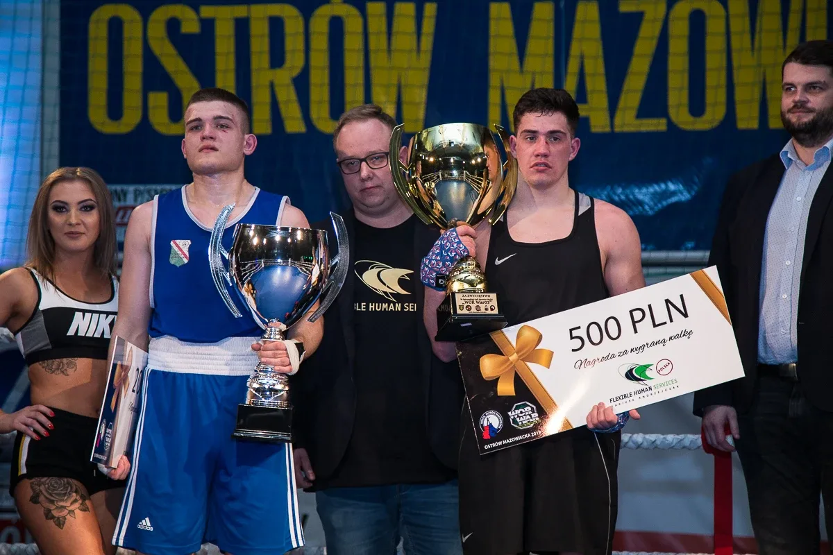 Blisko 500 zdjęć z ostrowskiej gali sztuk walki WORWar03 (zobacz zdjęcia)