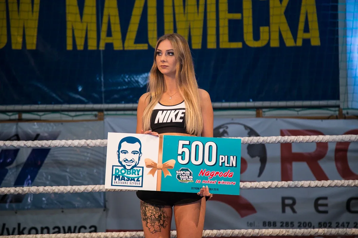 Blisko 500 zdjęć z ostrowskiej gali sztuk walki WORWar03 (zobacz zdjęcia)