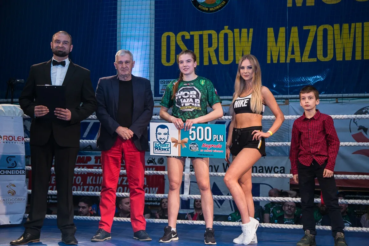 Blisko 500 zdjęć z ostrowskiej gali sztuk walki WORWar03 (zobacz zdjęcia)