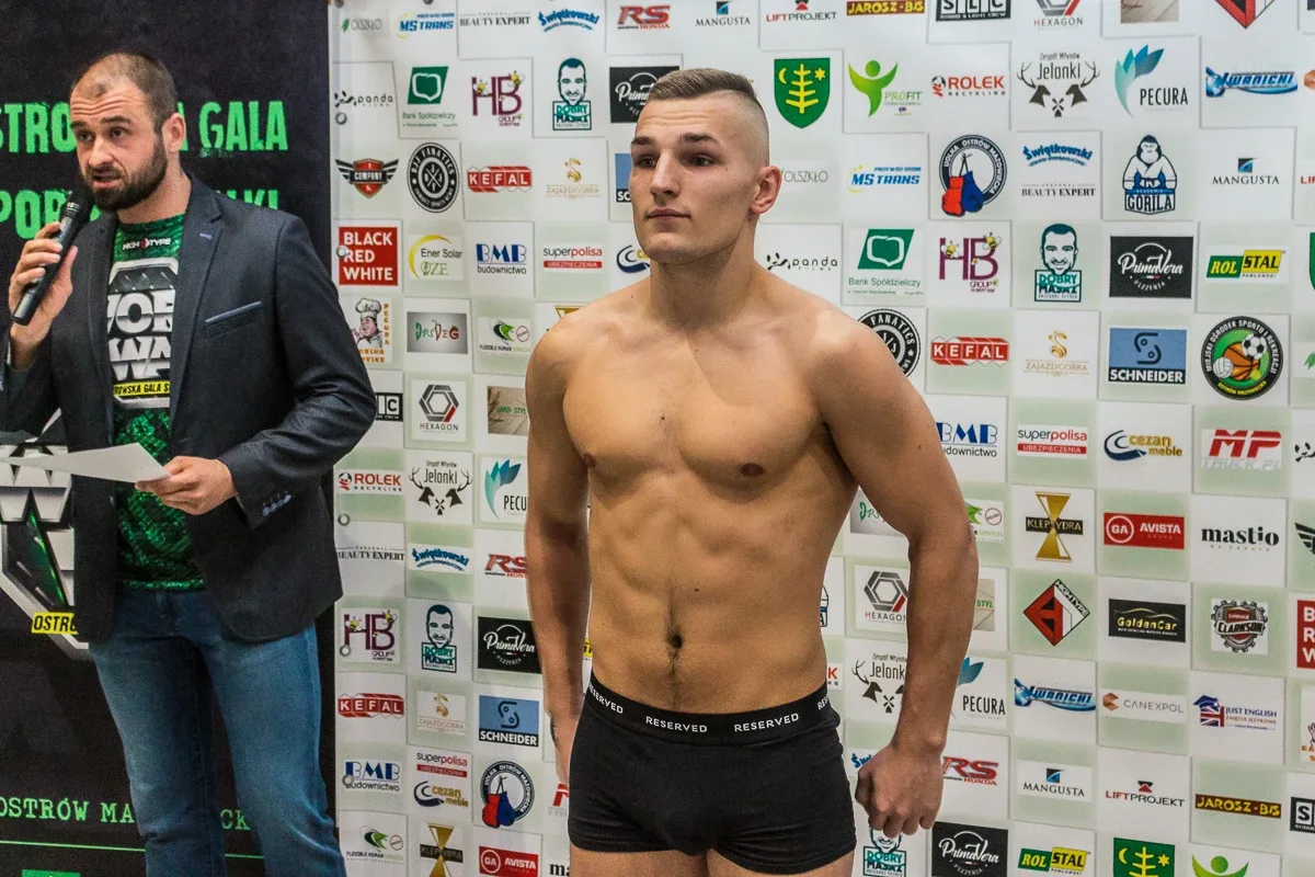 Ważenie zawodników przed WORWar03 w Jatkach (zdjęcia, wideo)