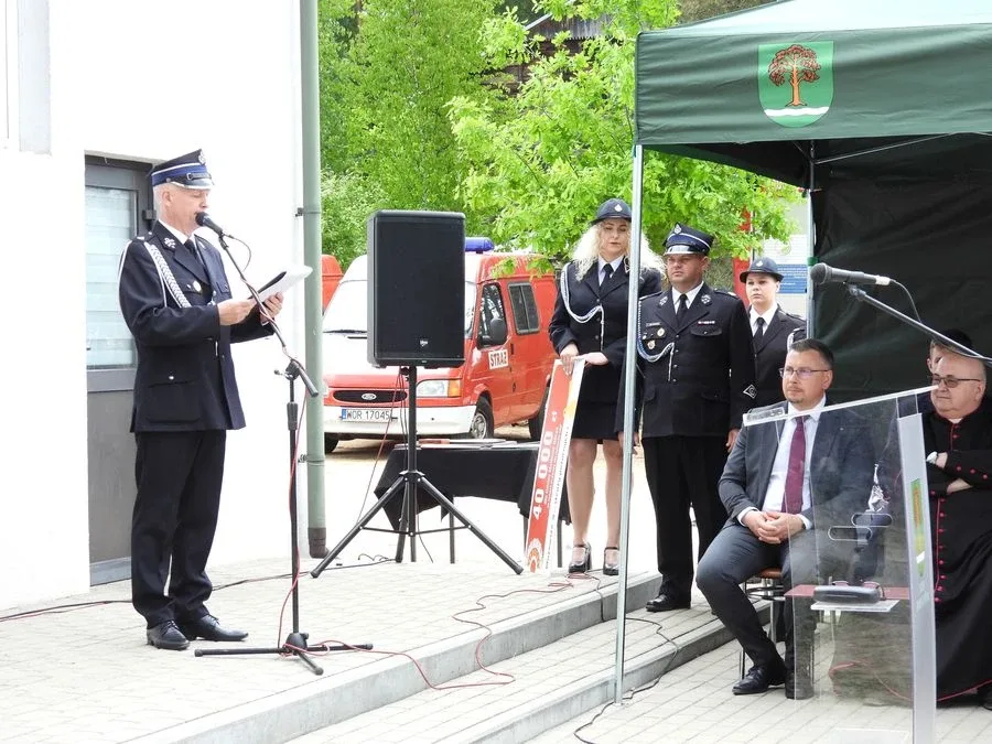 Obchody Gminnego Dnia Strażaka i jubileuszu 30-lecia OSP Grądy (zdjęcia, wideo)