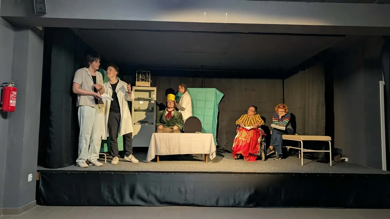 Bez wielkiej sceny i drogich biletów. Teatr Underground w Ostrowi tworzą ludzie z pasją (zdjęcia)