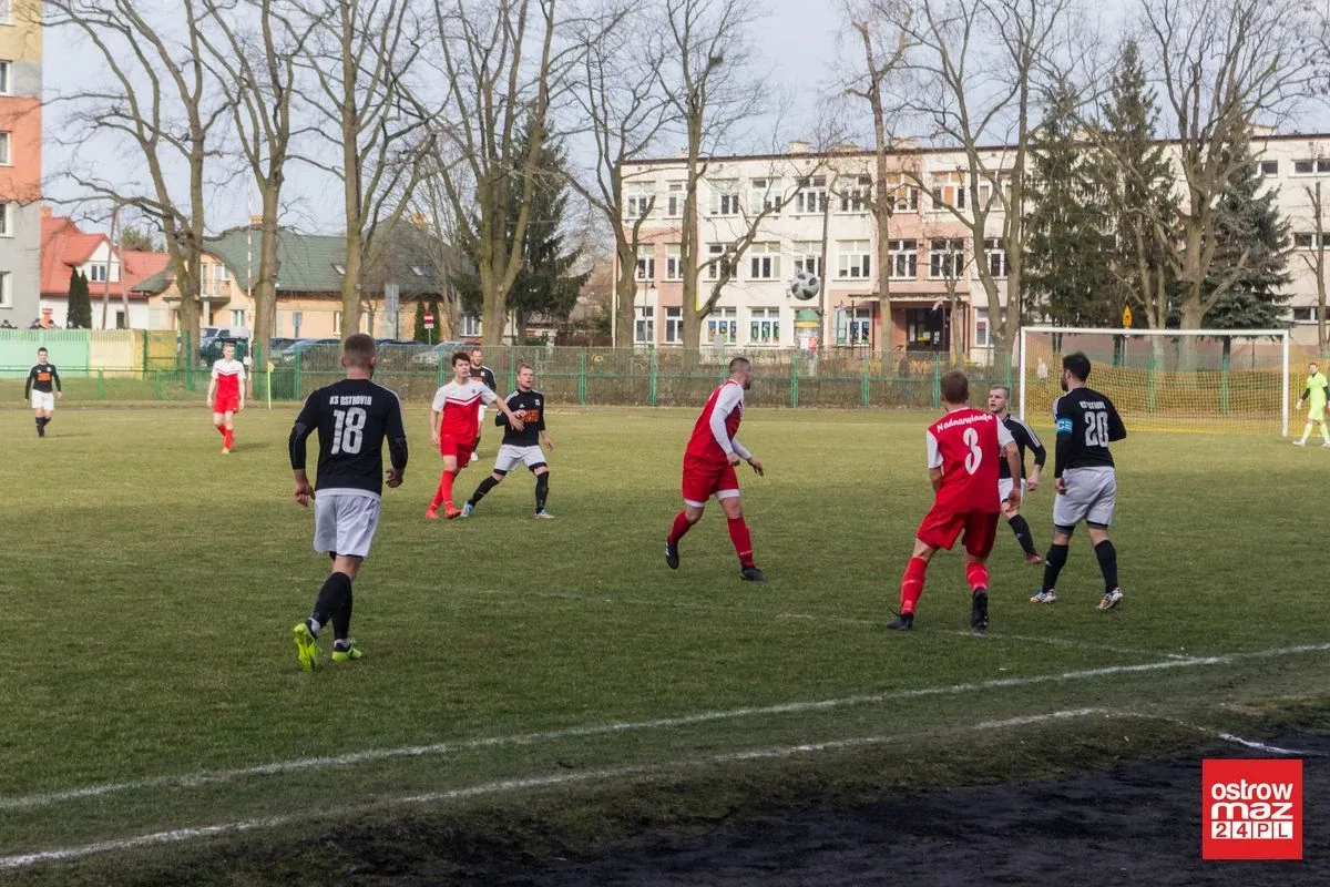 Ostrovia bez punktów w starciu z Nadnarwianką (zdjęcia, wideo)