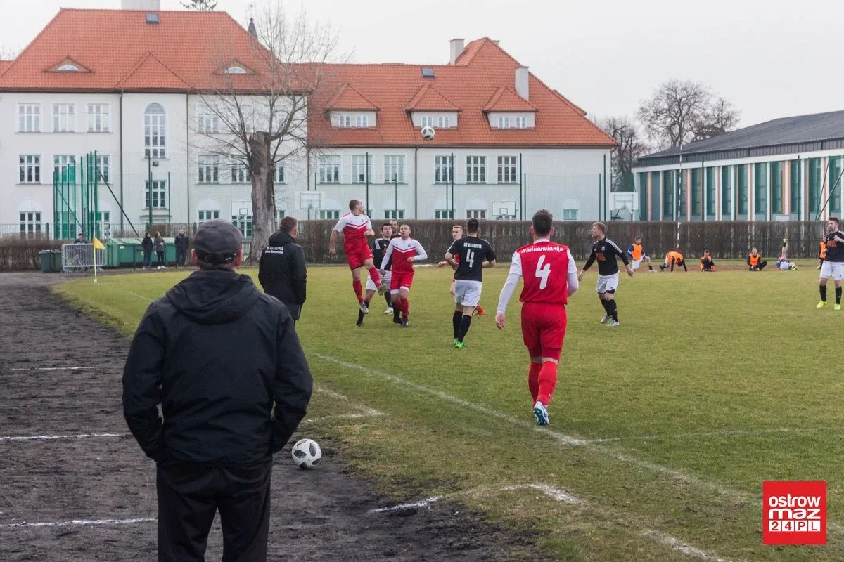 Ostrovia bez punktów w starciu z Nadnarwianką (zdjęcia, wideo)