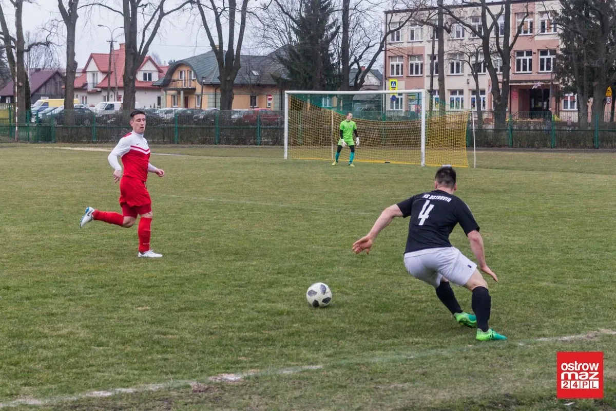 Ostrovia bez punktów w starciu z Nadnarwianką (zdjęcia, wideo)