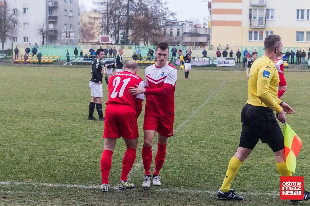 Ostrovia bez punktów w starciu z Nadnarwianką (zdjęcia, wideo)
