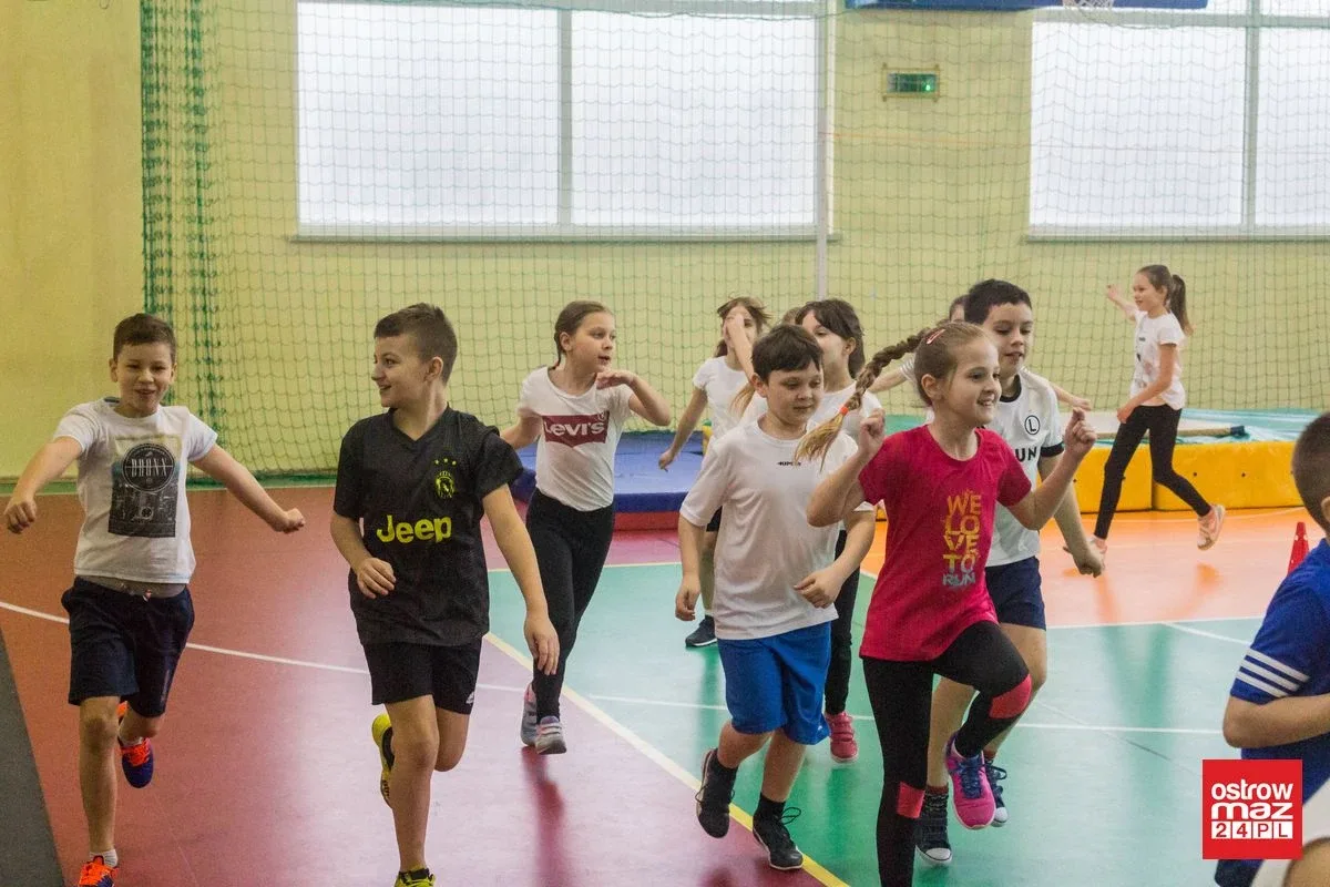 Wielobój lekkoatletyczny dla trzecioklasistów (zdjęcia, wideo)