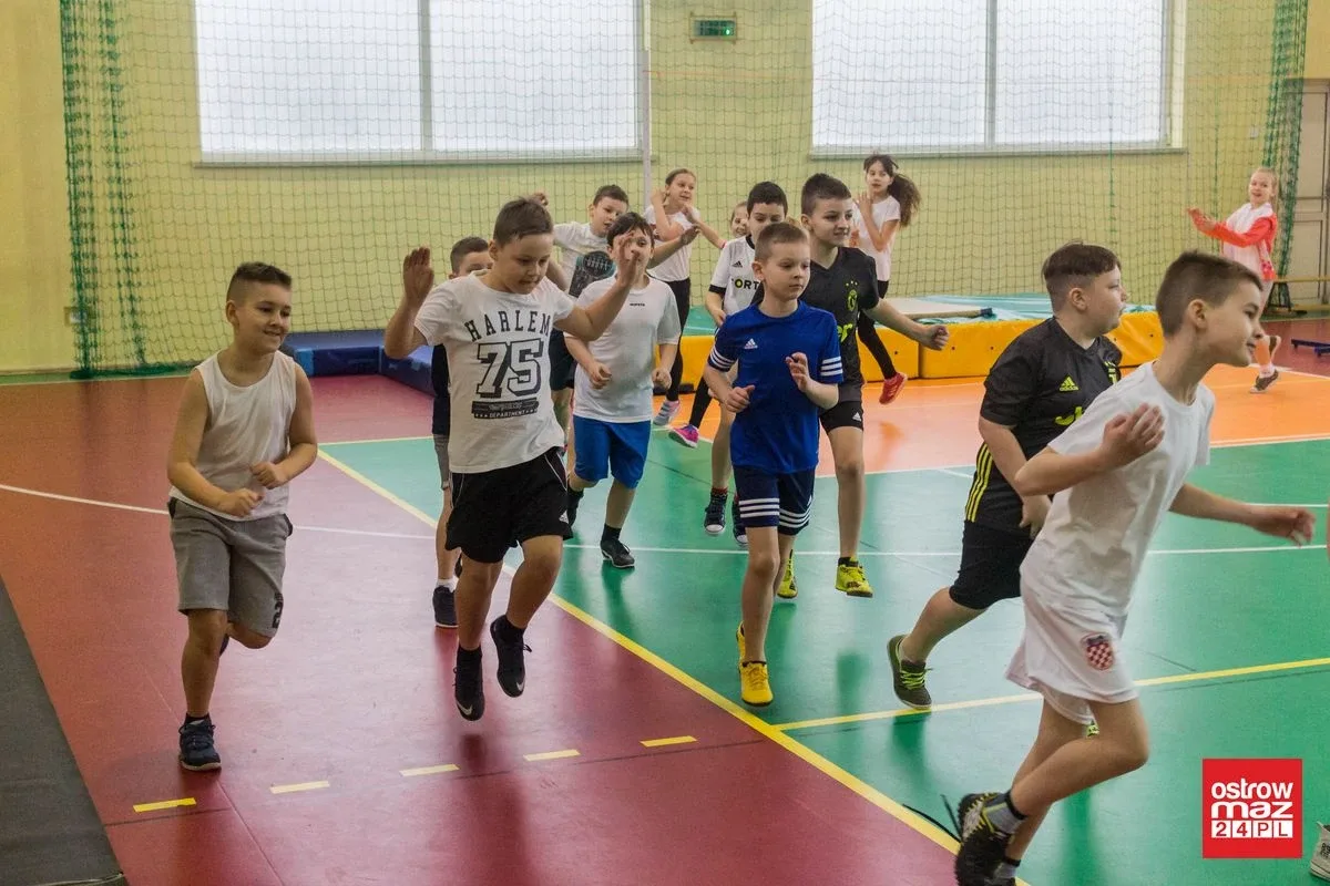 Wielobój lekkoatletyczny dla trzecioklasistów (zdjęcia, wideo)
