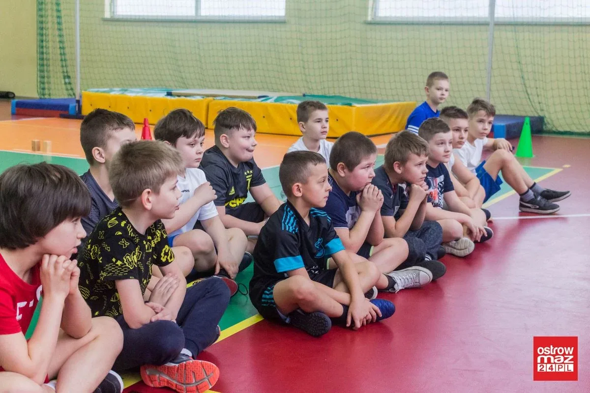 Wielobój lekkoatletyczny dla trzecioklasistów (zdjęcia, wideo)