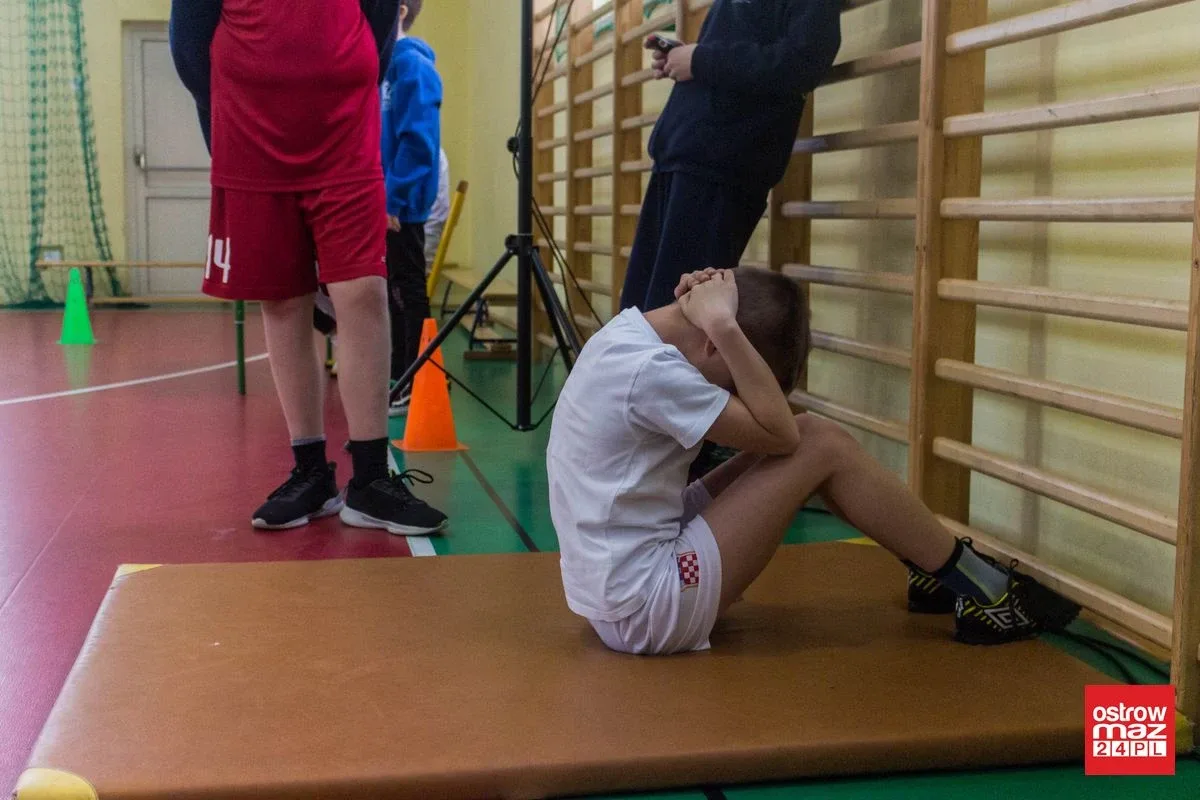 Wielobój lekkoatletyczny dla trzecioklasistów (zdjęcia, wideo)