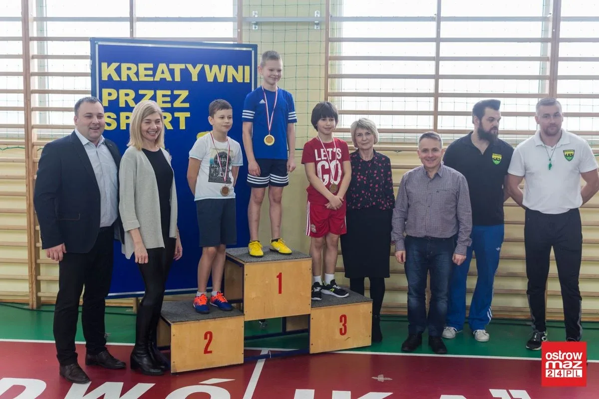 Wielobój lekkoatletyczny dla trzecioklasistów (zdjęcia, wideo)
