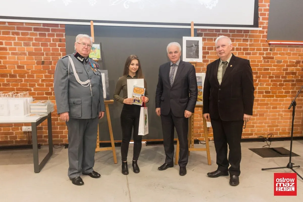 Nagrodzono najlepszych plastyków (zdjęcia, wideo)