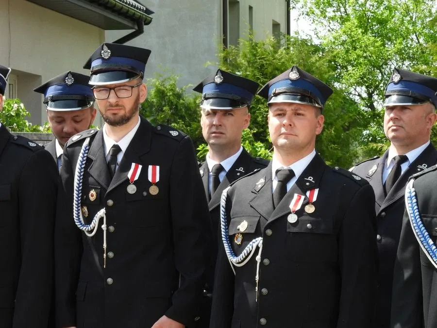 Obchody Gminnego Dnia Strażaka i jubileuszu 30-lecia OSP Grądy (zdjęcia, wideo)