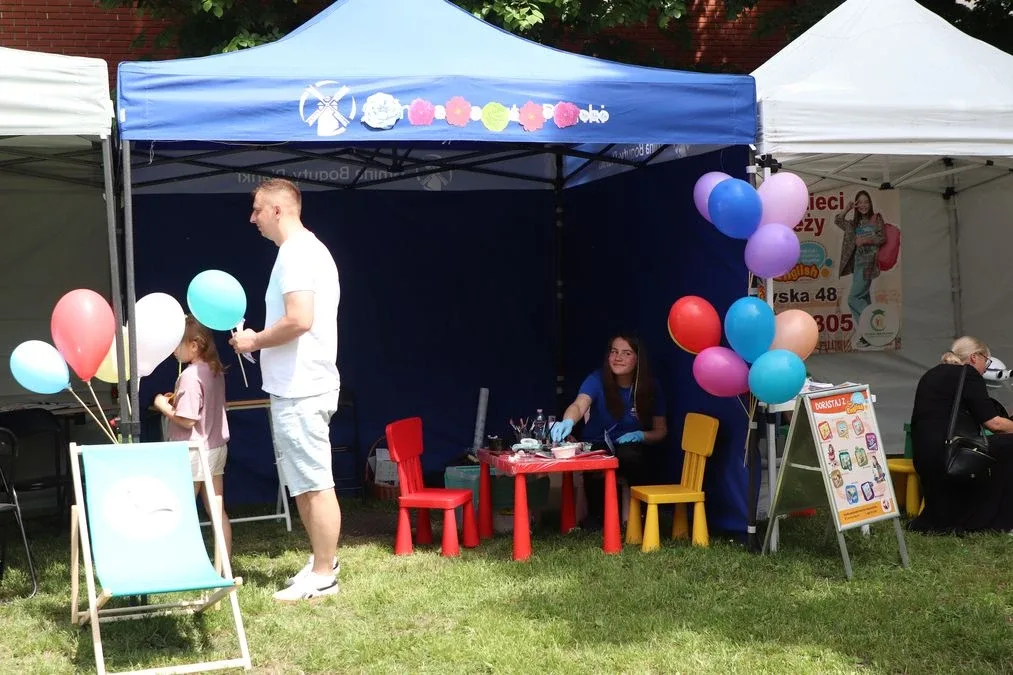 XV Ostrowski Piknik z Książką przyciągnął tłumy mieszkańców! (zdjęcia)