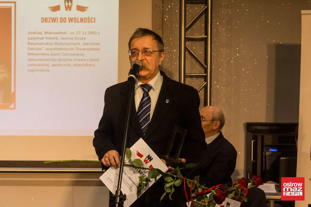 Pamięć o niezłomnych w Ostrowi Mazowieckiej jest bezpieczna (zdjęcia, wideo)