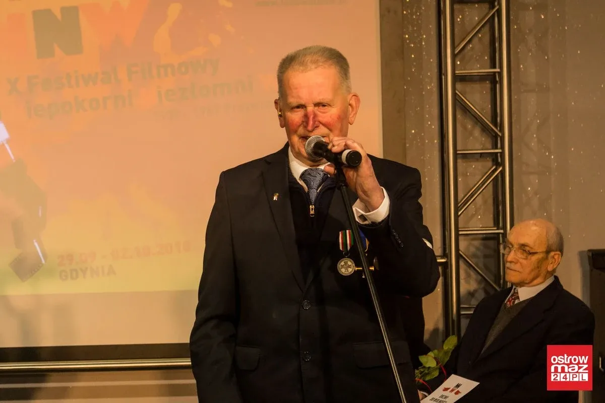 Pamięć o niezłomnych w Ostrowi Mazowieckiej jest bezpieczna (zdjęcia, wideo)