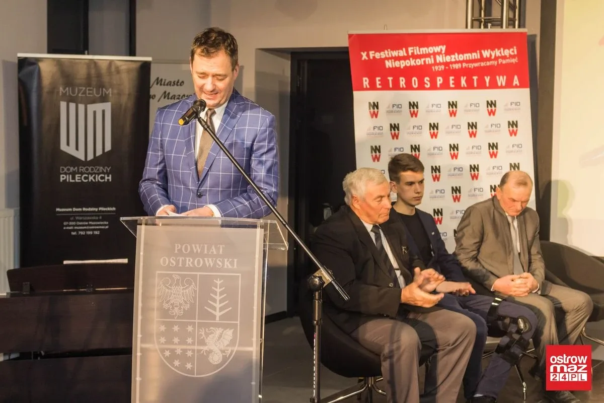 Pamięć o niezłomnych w Ostrowi Mazowieckiej jest bezpieczna (zdjęcia, wideo)