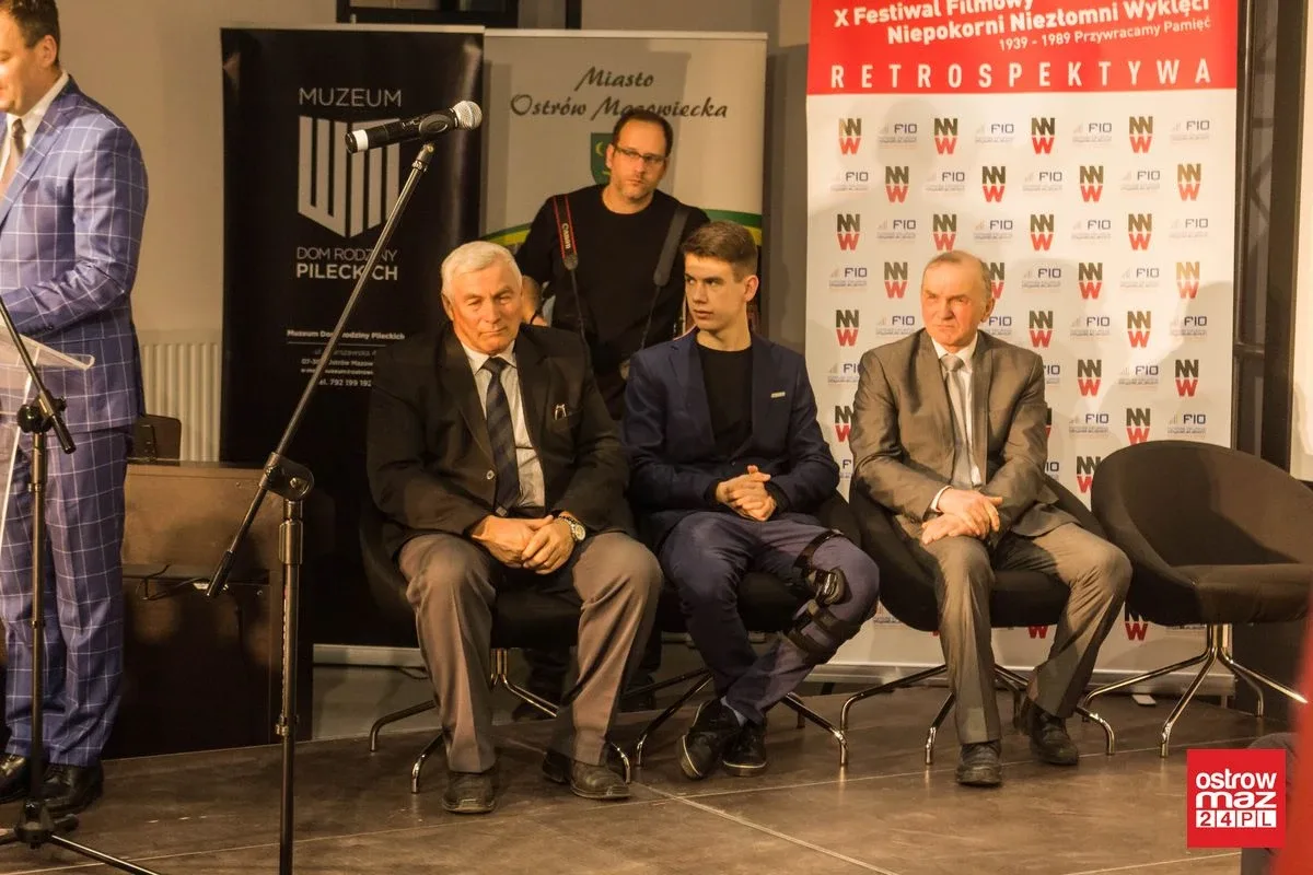 Pamięć o niezłomnych w Ostrowi Mazowieckiej jest bezpieczna (zdjęcia, wideo)