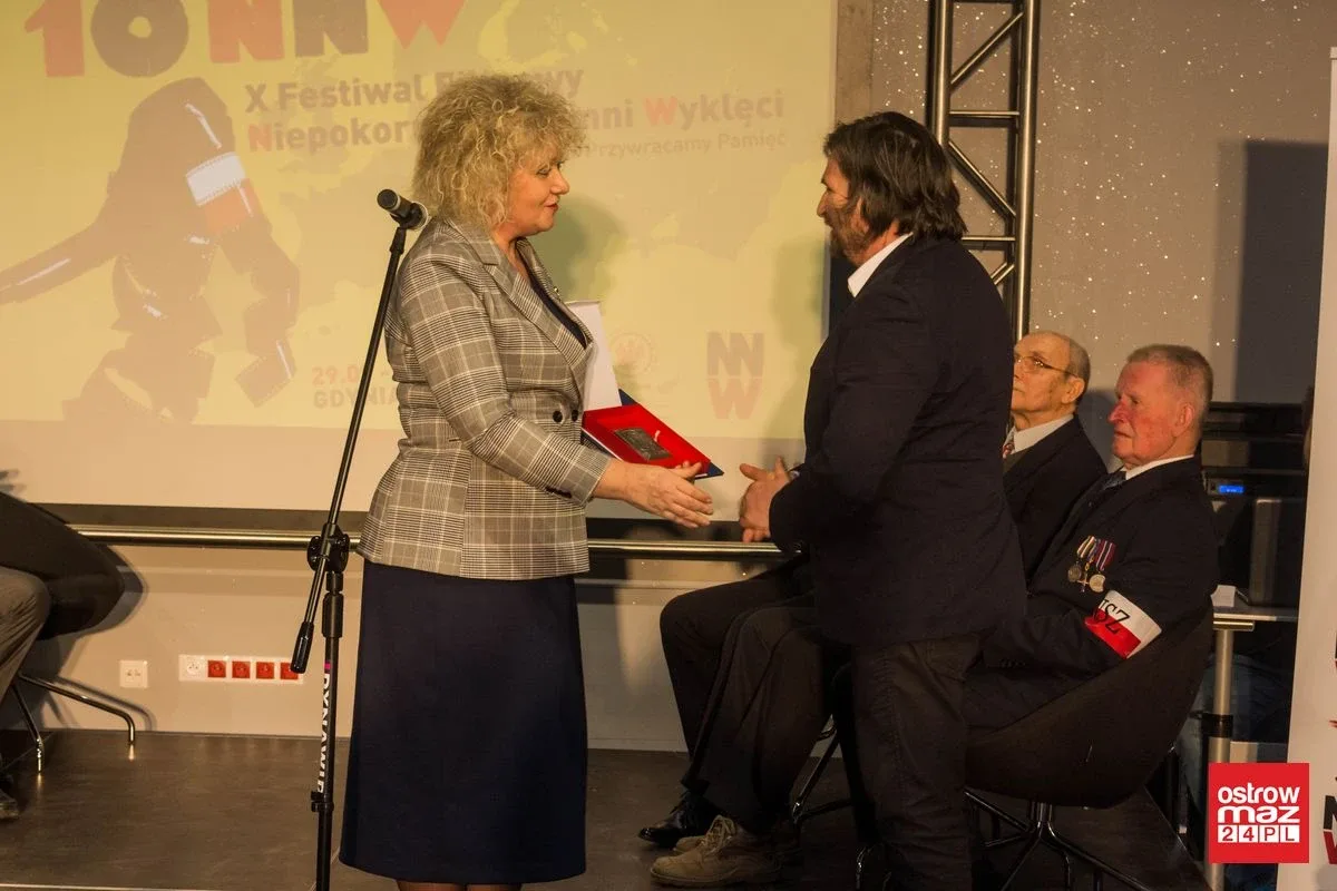 Pamięć o niezłomnych w Ostrowi Mazowieckiej jest bezpieczna (zdjęcia, wideo)