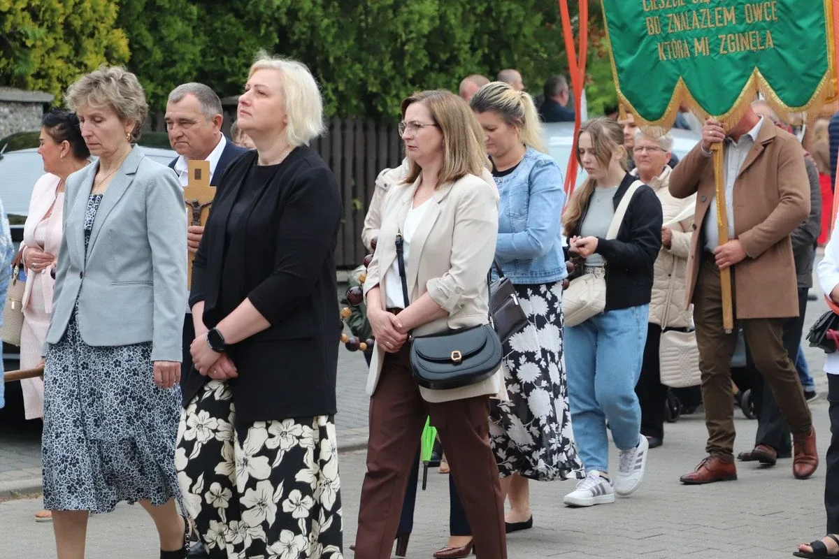 Procesja Bożego Ciała w parafii pw. Chrystusa Dobrego Pasterza (zdjęcia)