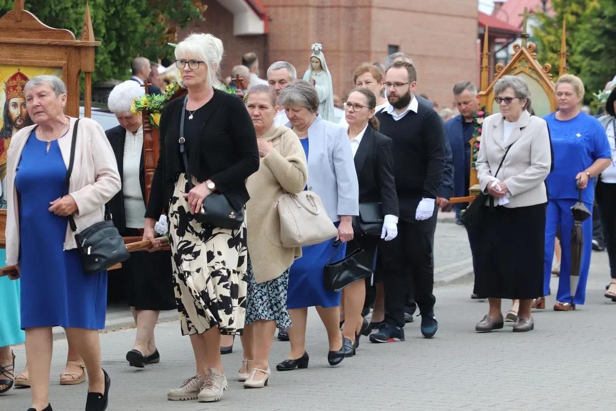 Procesja Bożego Ciała w parafii pw. Chrystusa Dobrego Pasterza (zdjęcia)