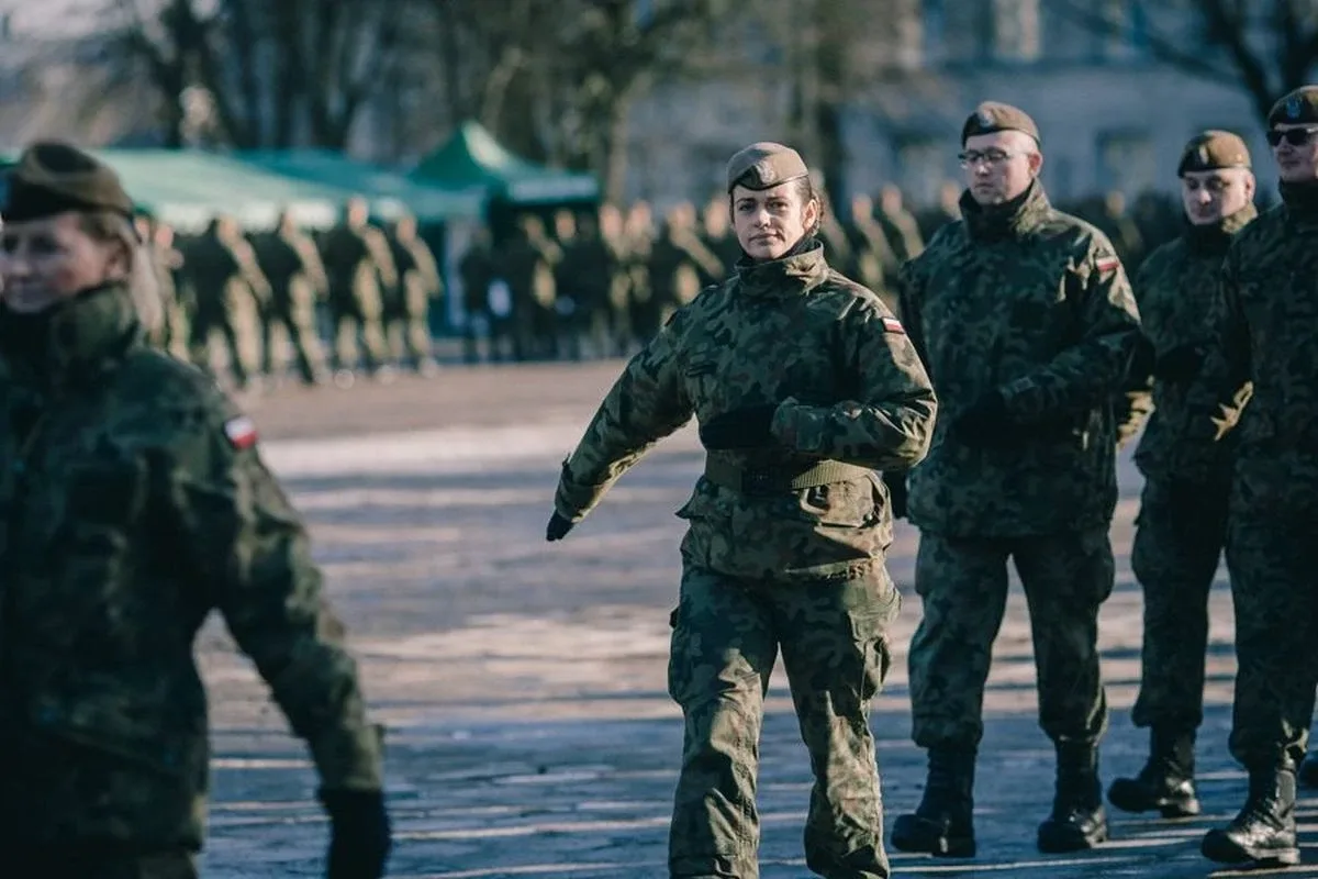 24 żołnierki w Komorowie. Kobiety w wojskach obrony terytorialnej (zdjęcia)