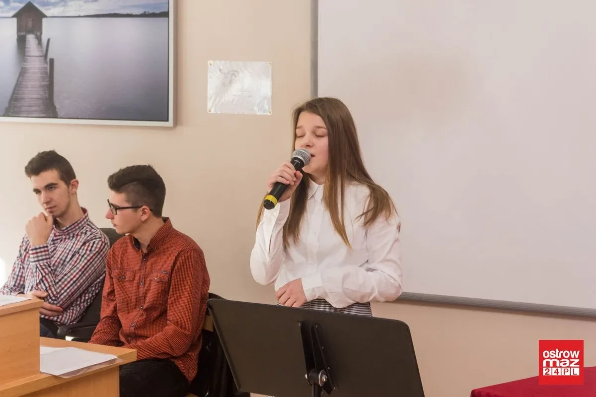 Konkurs piosenki walentynkowej w Starym Lubiejewie (zdjęcia, wideo)