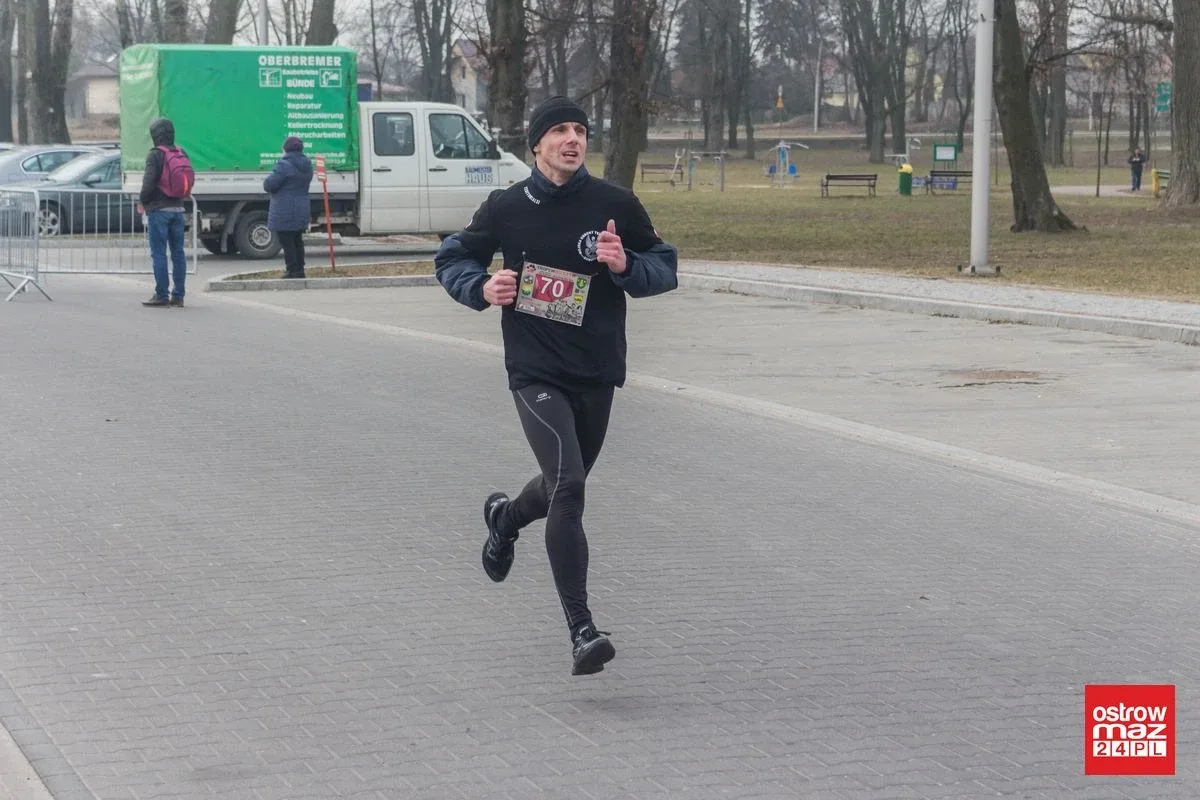 Blisko 100 osób pobiegło wilczym tropem (zdjęcia, wideo)
