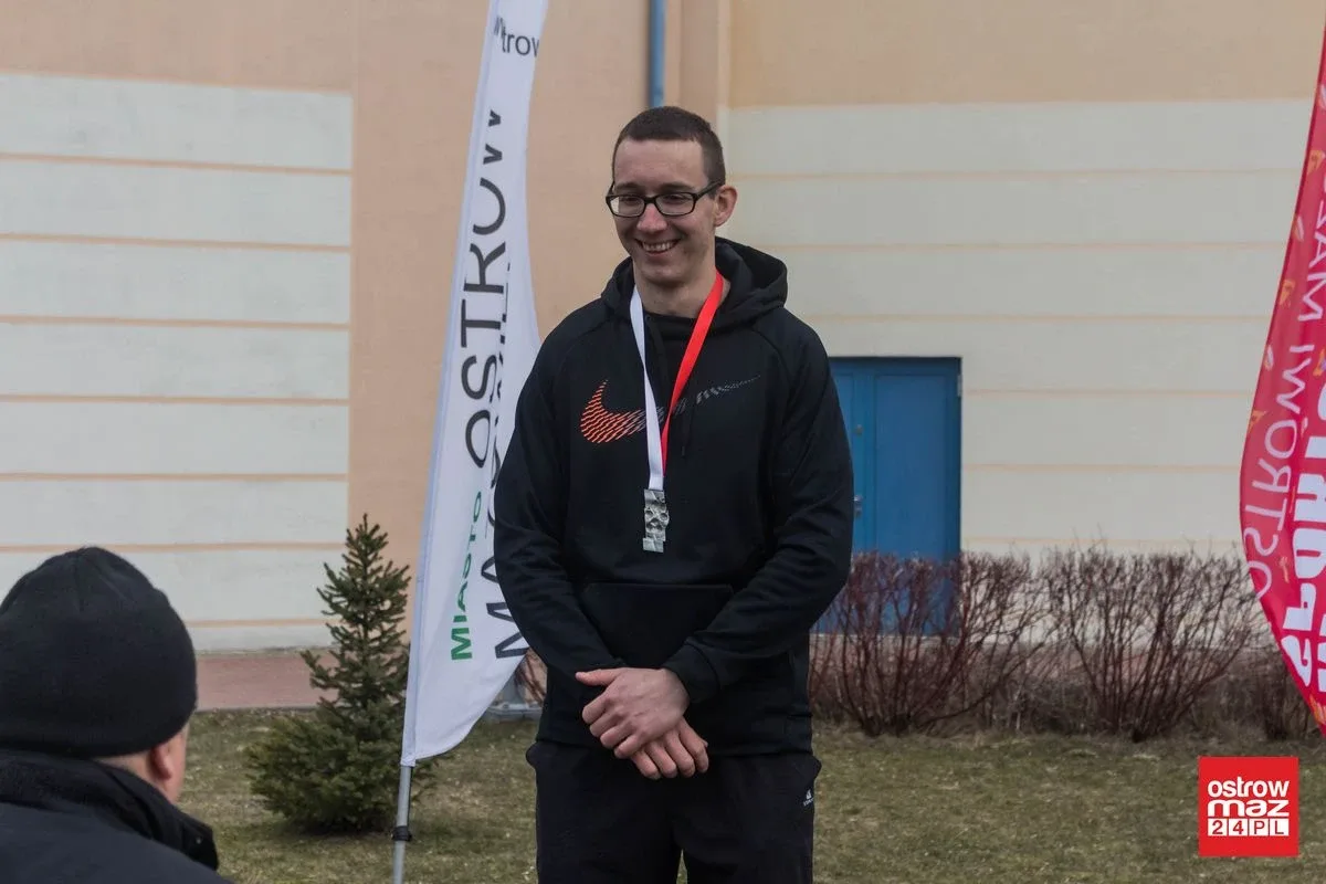 Blisko 100 osób pobiegło wilczym tropem (zdjęcia, wideo)