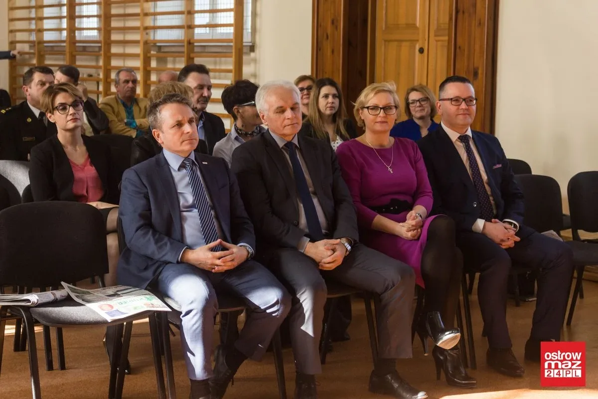 Minister środowiska spotkał się z mieszkańcami Ostrowi Mazowieckiej (zdjęcia, wideo)