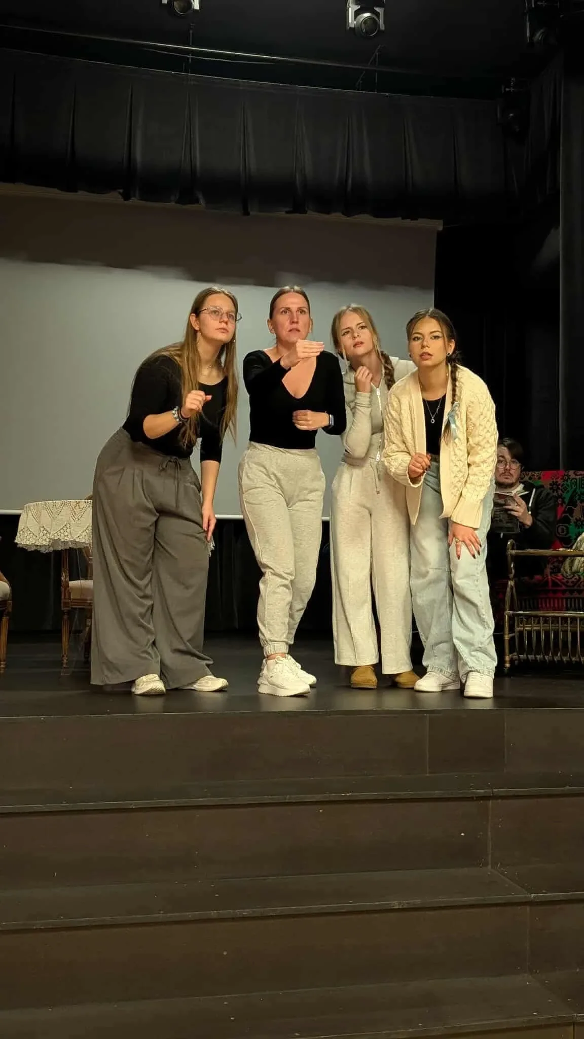 Bez wielkiej sceny i drogich biletów. Teatr Underground w Ostrowi tworzą ludzie z pasją (zdjęcia)