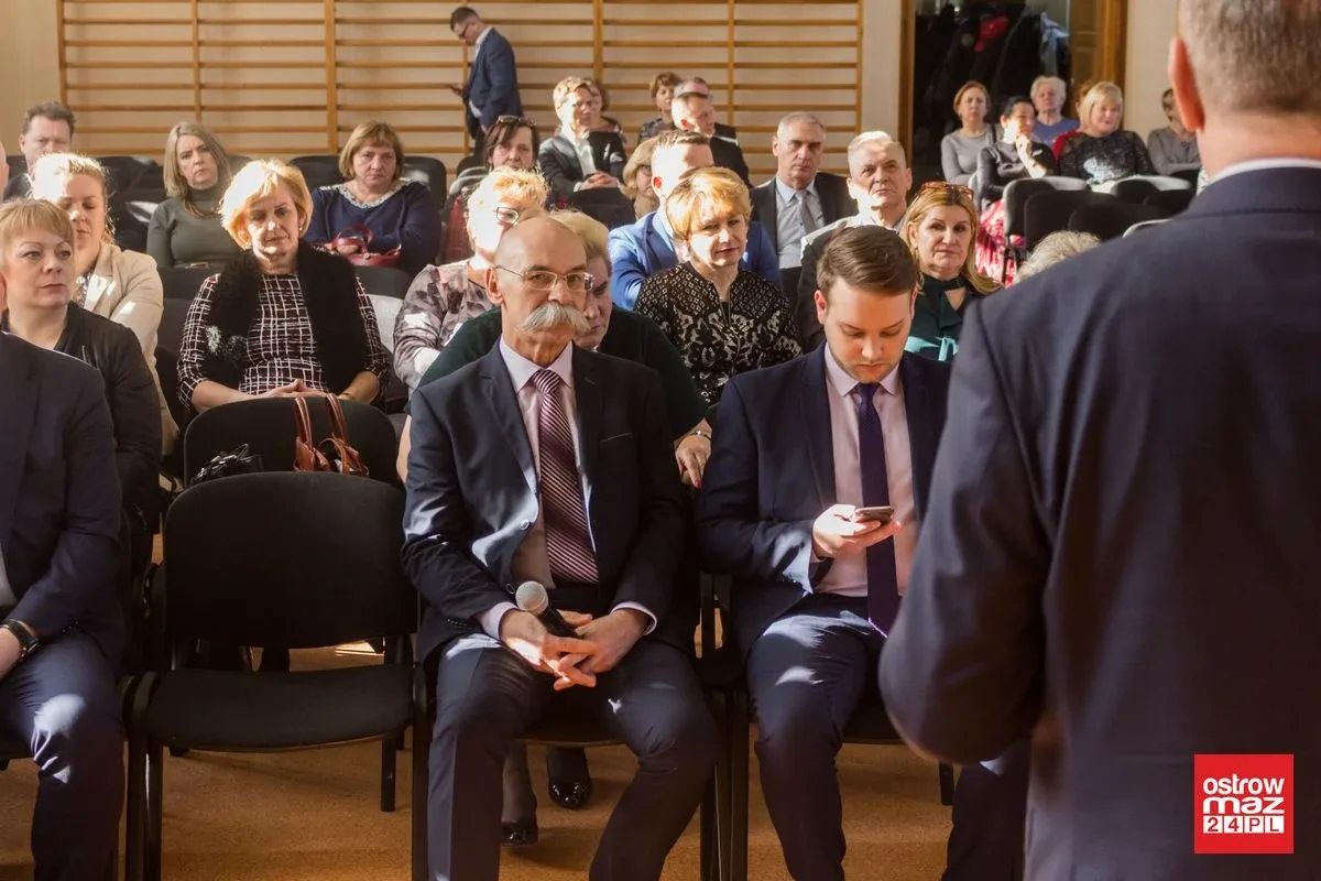 Minister środowiska spotkał się z mieszkańcami Ostrowi Mazowieckiej (zdjęcia, wideo)