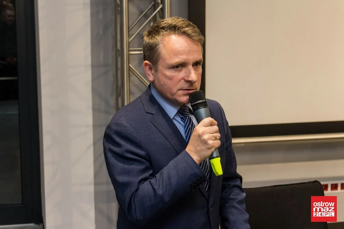 Minister środowiska spotkał się z mieszkańcami Ostrowi Mazowieckiej (zdjęcia, wideo)
