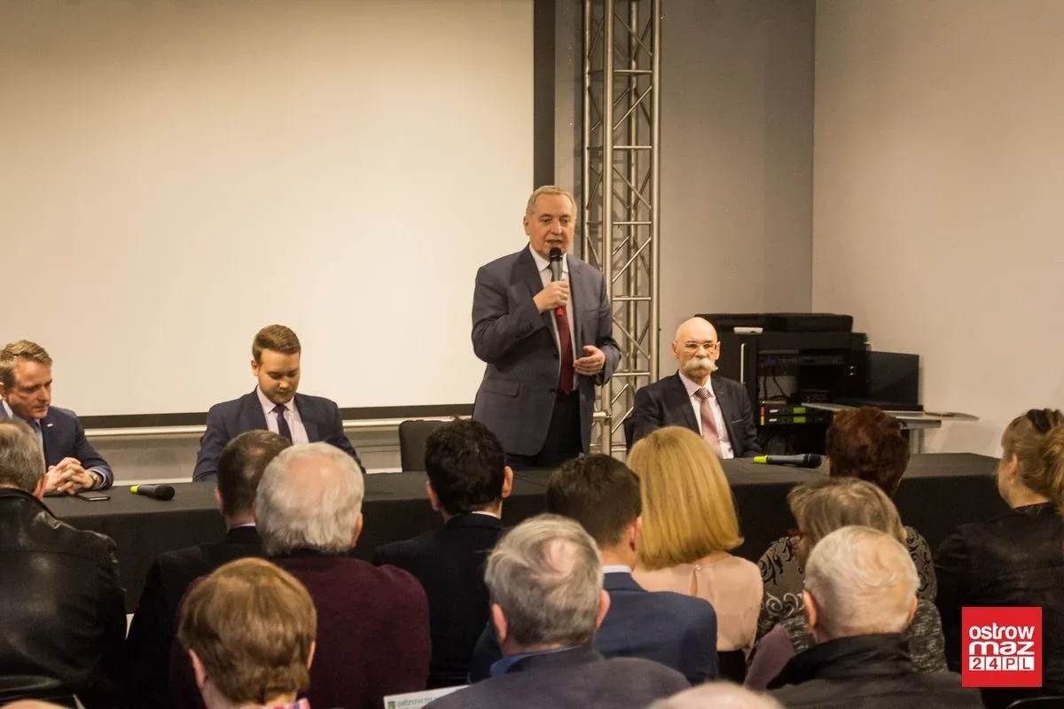 Minister środowiska spotkał się z mieszkańcami Ostrowi Mazowieckiej (zdjęcia, wideo)