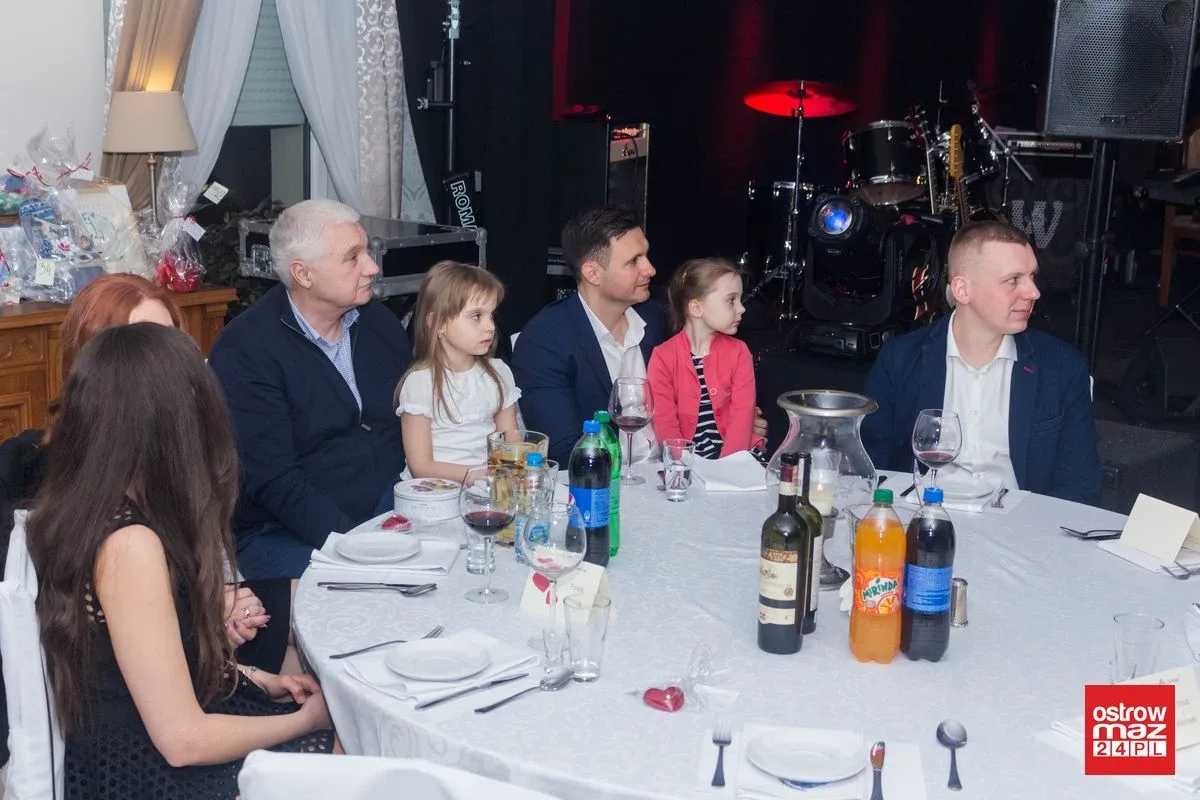 Bal charytatywny dla Tosi i Alana (zdjęcia, wideo)