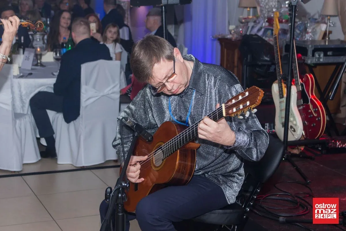 Bal charytatywny dla Tosi i Alana (zdjęcia, wideo)