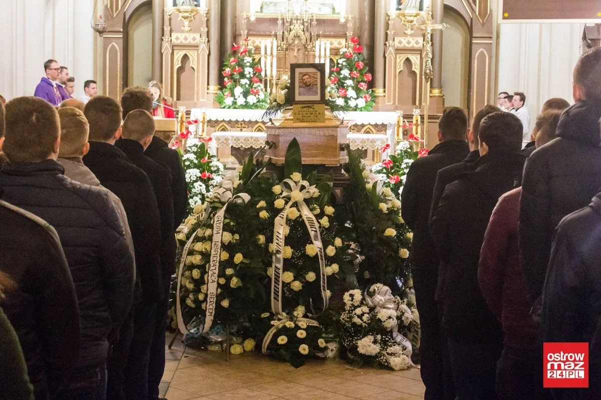 Ostatnia droga śp. Radosława Zalewskiego (zdjęcia)