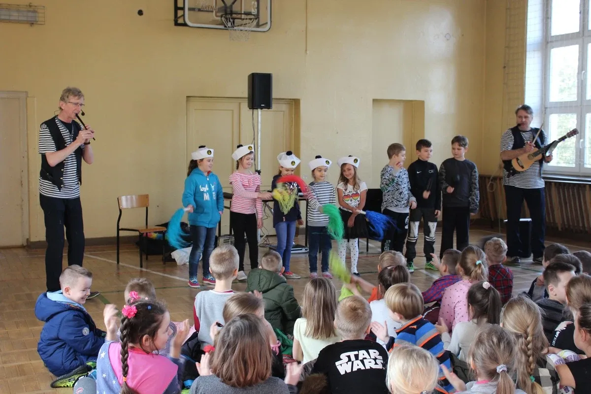 Szanty w ostrowskiej "jedynce" (zdjęcia)