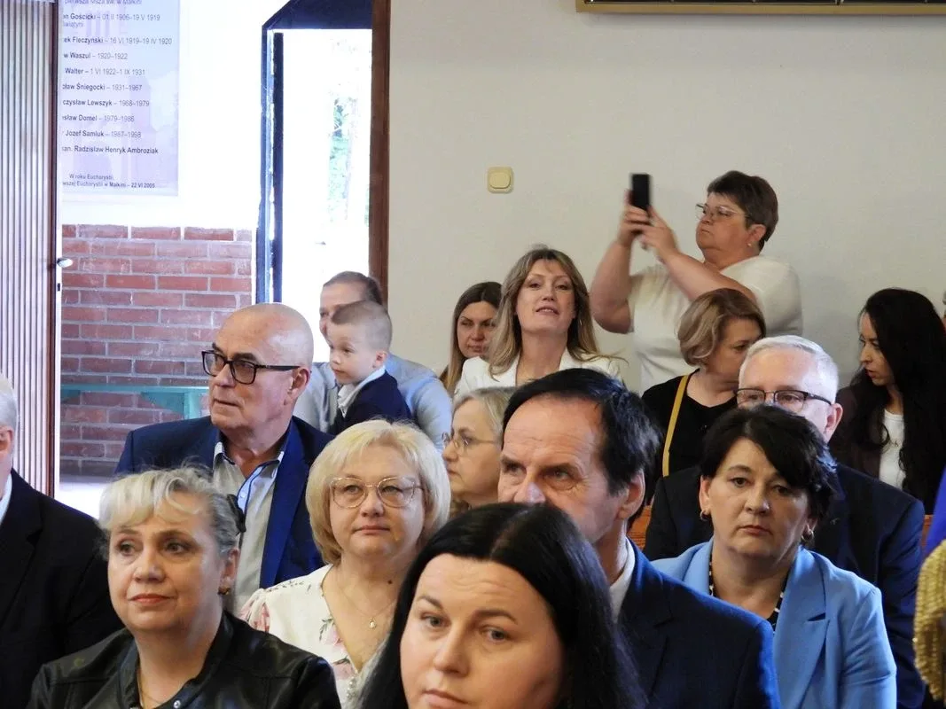 Szkoła Podstawowa w Orle otrzymała imię i sztandar. Zdjęcia, wideo