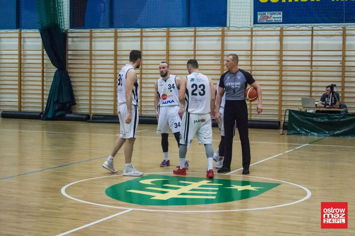 Sokół bez punktów w starciu ze Startem (zdjęcia, wideo)
