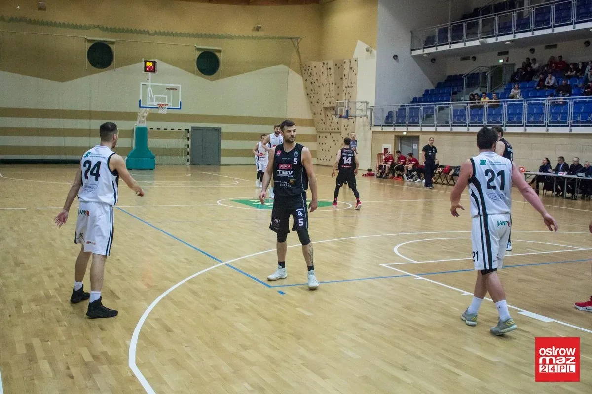 Sokół bez punktów w starciu ze Startem (zdjęcia, wideo)