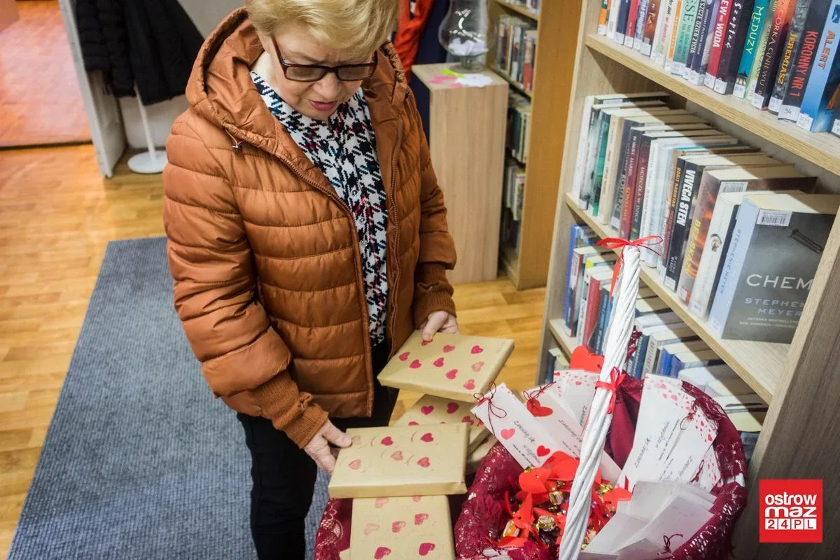 Kochają czytać. Biblioteka zaprosiła na walentynki (zdjęcia)