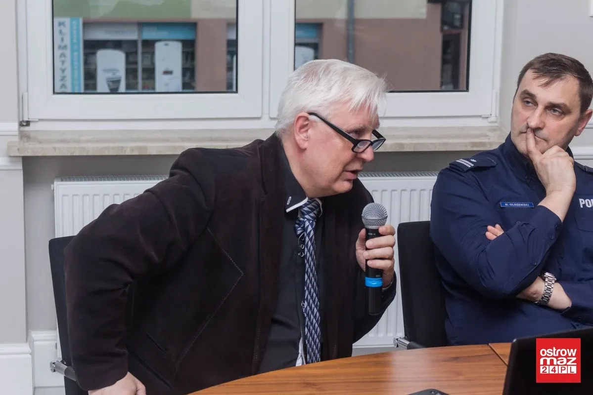 Powiatowy zespół zarządzania kryzysowego omówił plan pracy na 2019 rok (zdjęcia)