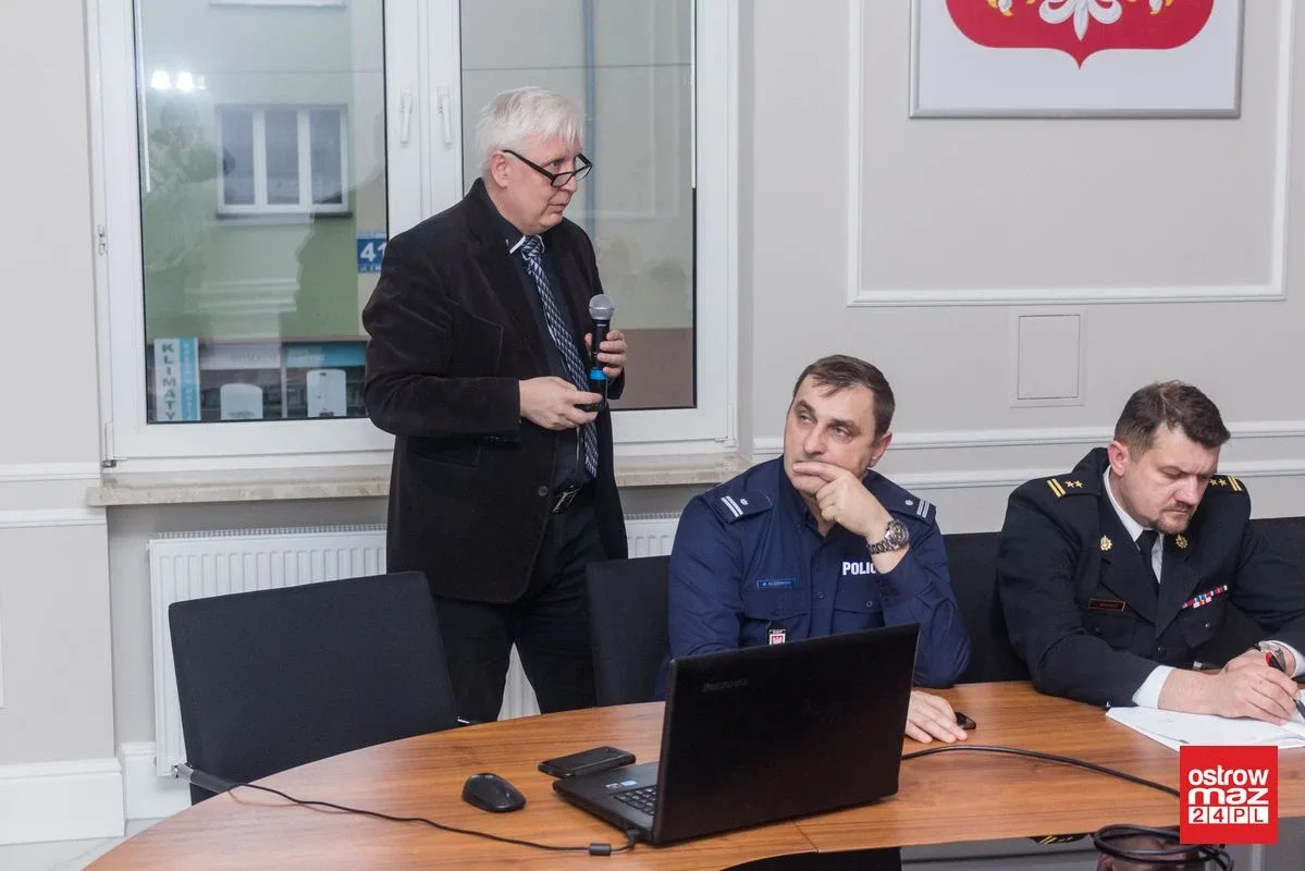Powiatowy zespół zarządzania kryzysowego omówił plan pracy na 2019 rok (zdjęcia)