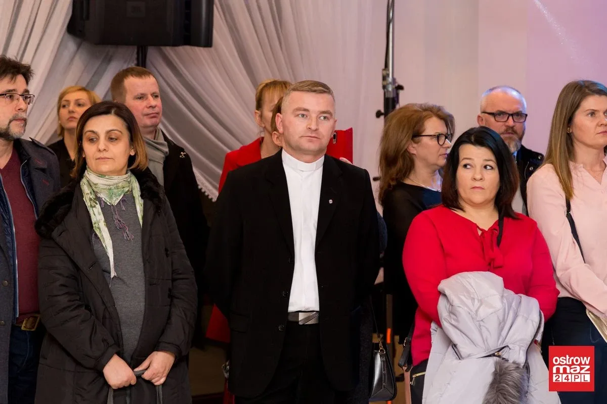 Studniówka LO im. Mikołaja Kopernika w Ostrowi Mazowieckiej (zdjęcia, wideo)