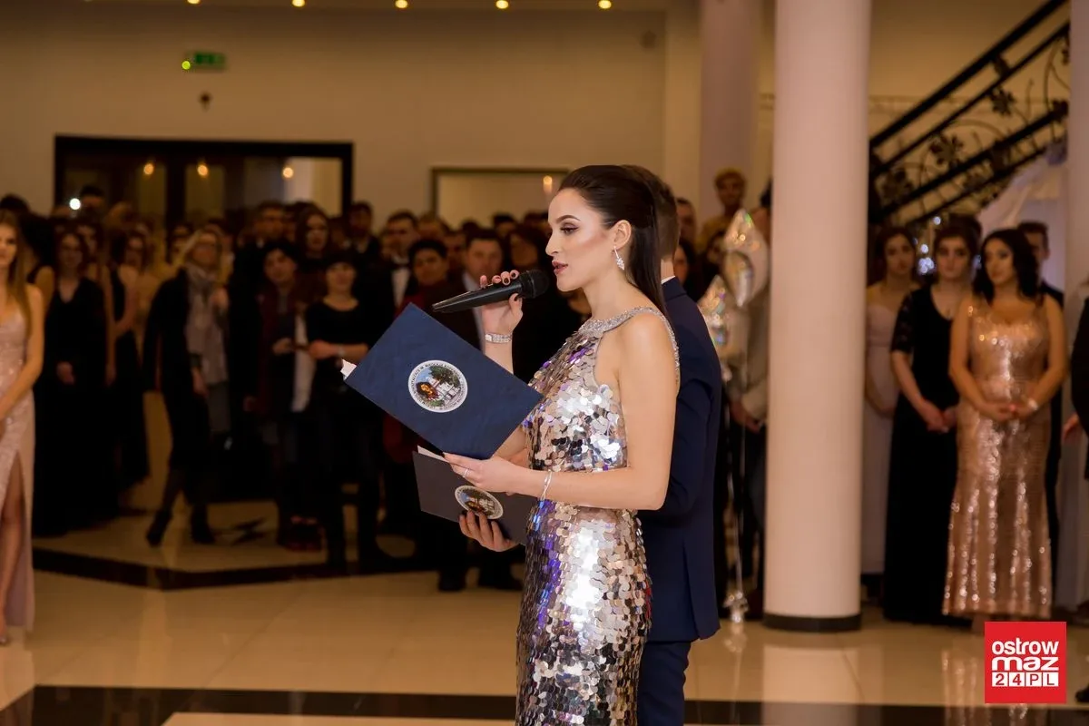 Studniówka LO im. Mikołaja Kopernika w Ostrowi Mazowieckiej (zdjęcia, wideo)