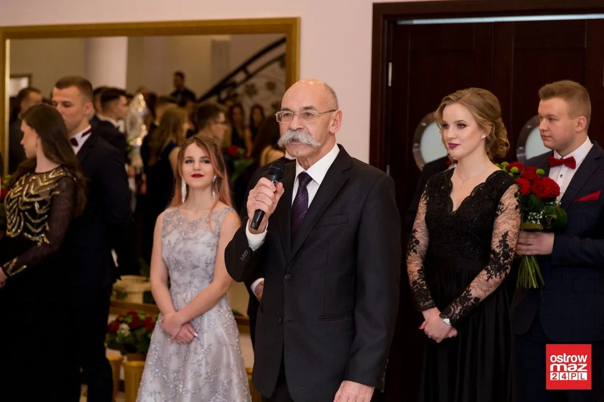 Studniówka LO im. Mikołaja Kopernika w Ostrowi Mazowieckiej (zdjęcia, wideo)
