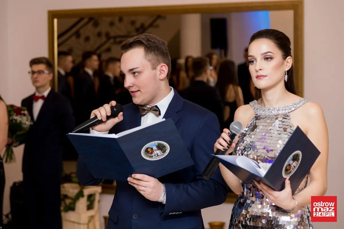 Studniówka LO im. Mikołaja Kopernika w Ostrowi Mazowieckiej (zdjęcia, wideo)