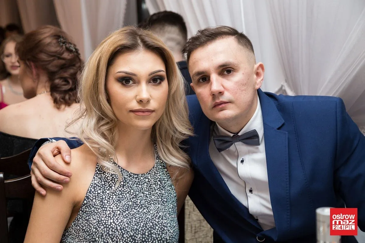 Studniówka LO im. Mikołaja Kopernika w Ostrowi Mazowieckiej (zdjęcia, wideo)