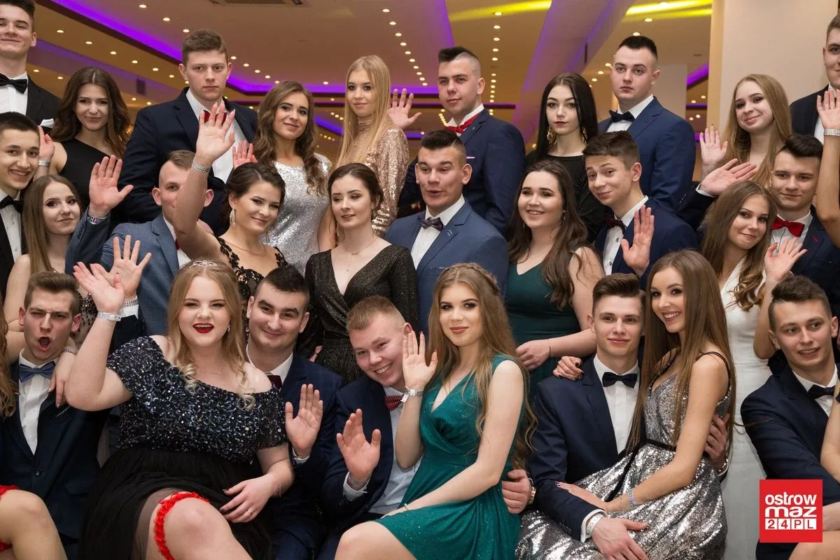 Studniówka LO im. Mikołaja Kopernika w Ostrowi Mazowieckiej (zdjęcia, wideo)